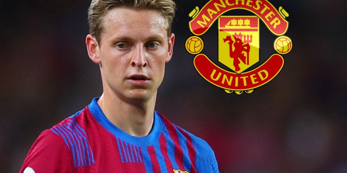 Manchester United chce De Jonga, je Barcelona ochotná ho pustit?